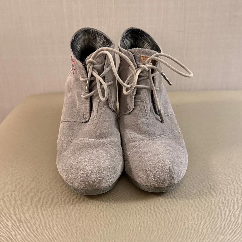 Toms grey Aztec suede wedge boots Women’s 9